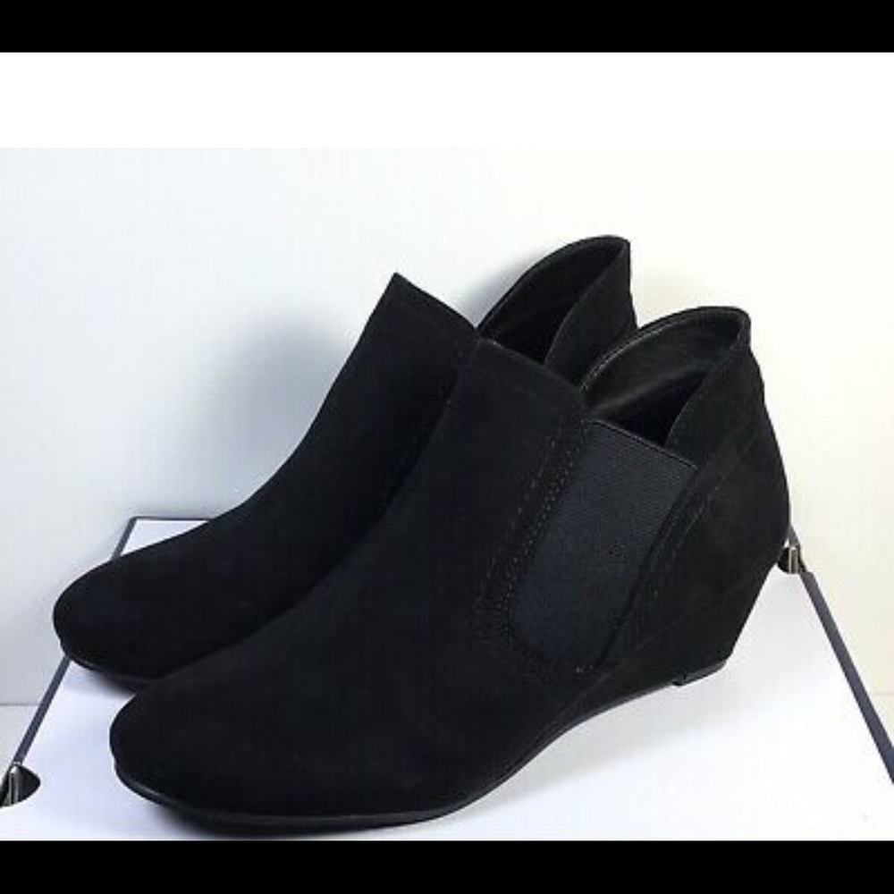 Croft & Barrow Ortholite Black Booties